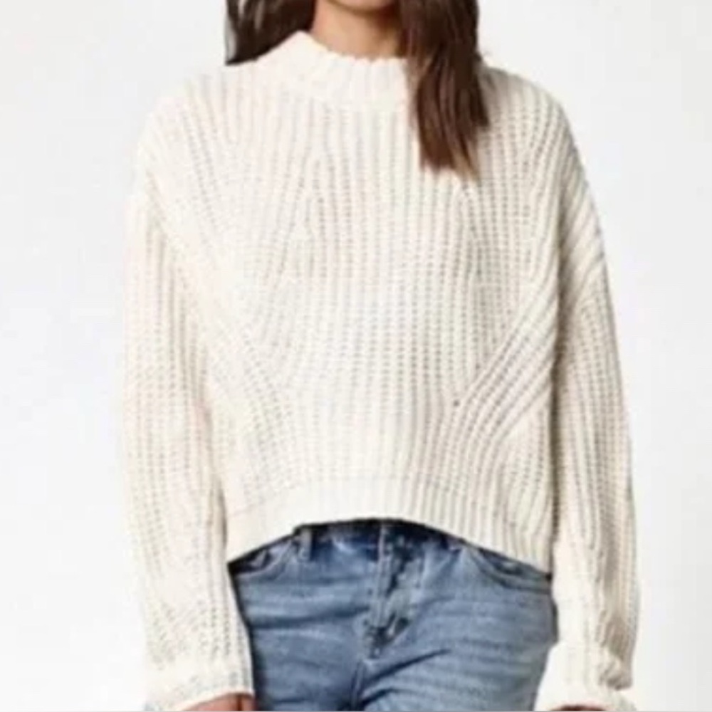 Kendall & Kylie Women’s Cream Turtleneck Open Back Sweater Size S / Small